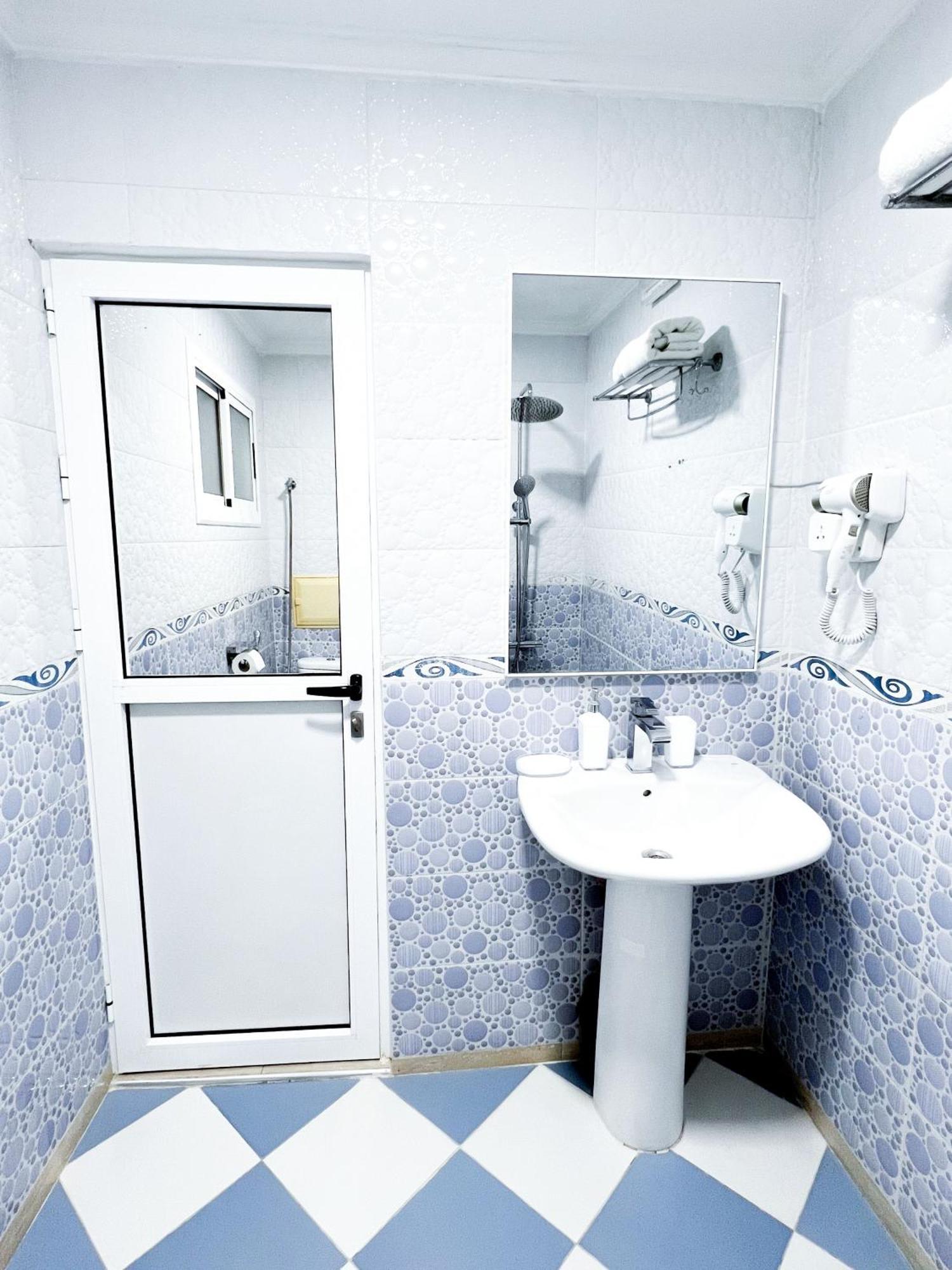 Mira Appartement -Lovely, Tidy & Close To Beaches And City Center Al Hoceïma Dış mekan fotoğraf